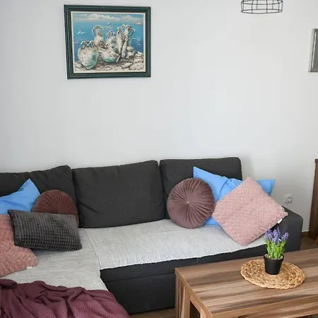 شقة Stylish Okrug Gornji With Terrace And Patio